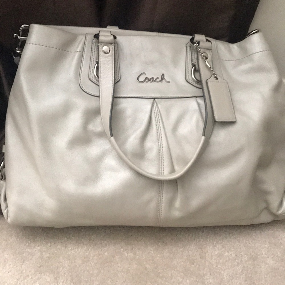 Coach Leather Bag Pearl Color
